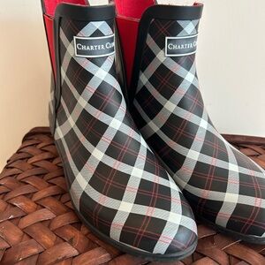 Women’s Size 8 Charter Club Rain Boots